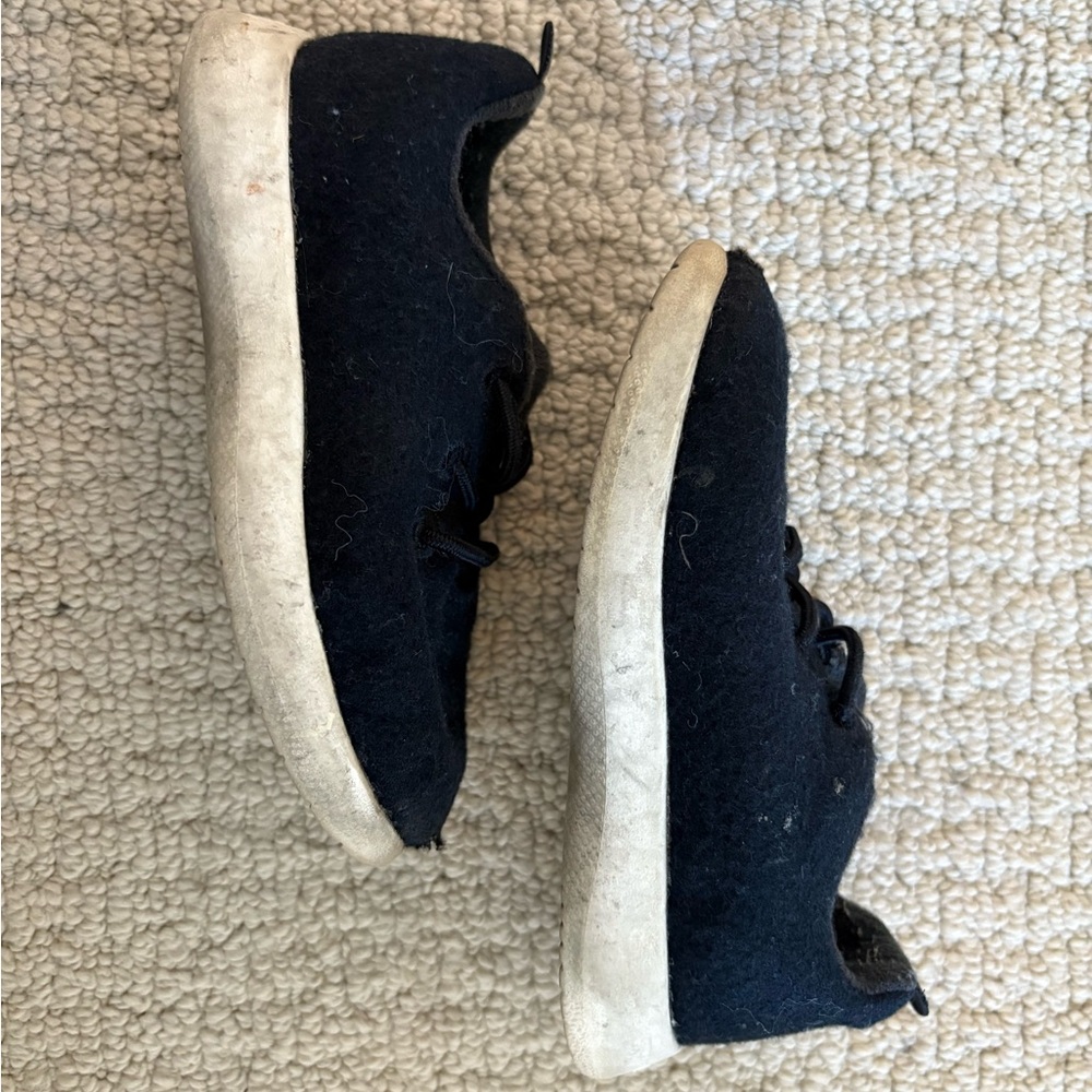 Toddler size 10 allbirds Black Casual Sneakers